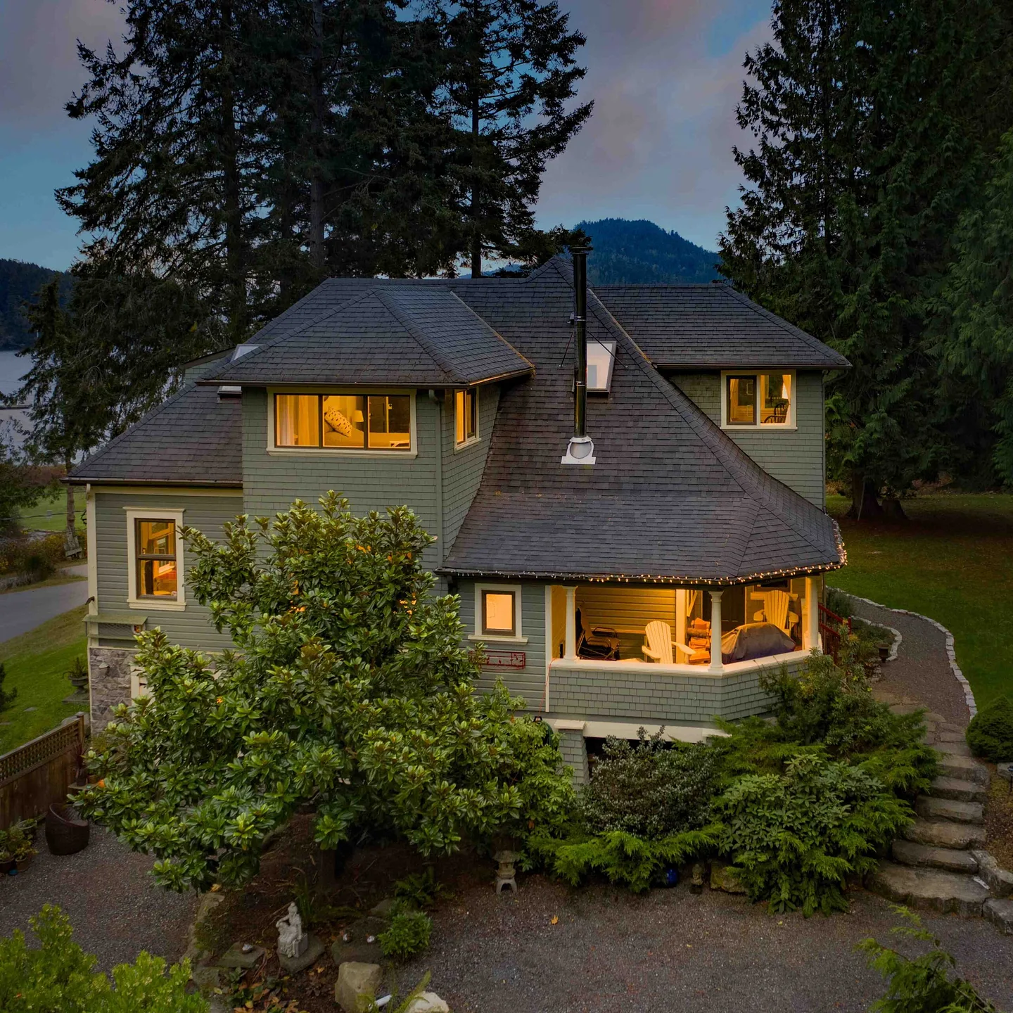 Nosy Point Bed and Breakfast building