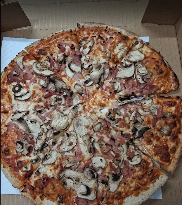 Babes in the Woods pizza