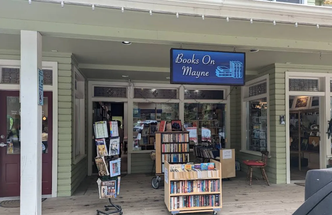 Books on Mayne building and sign